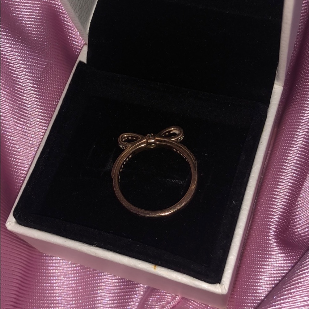 BOW RING - Picture 2 of 5